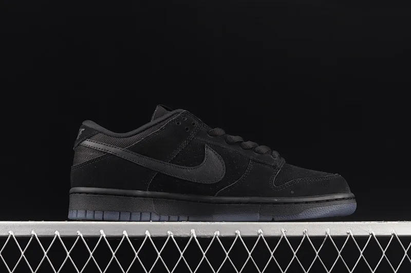 All Categories Nk SB Dunk Series Nk SB Dunk Low Low-top sneakers Pure original version UNDFEATED x Nk Dunk Low Black Soul color dunk series low-top casual sports skateboard shoes DO9329-001